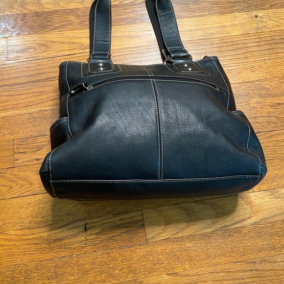 Tignanello black leather tote - Picture 4 of 9